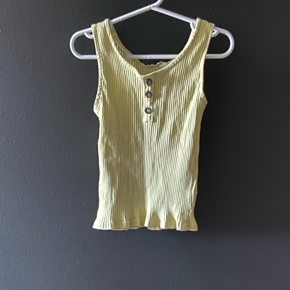 Tank top bundle - Picture 8 of 15